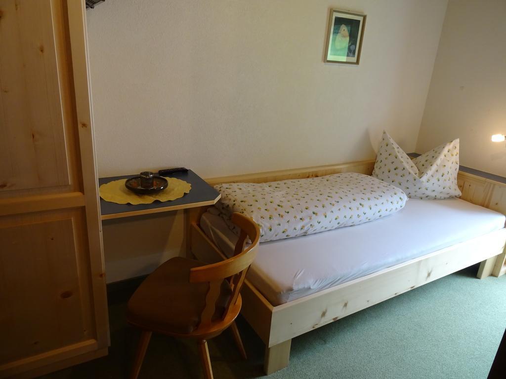 Hôtel Haus Bergfrieden à Bach  Extérieur photo